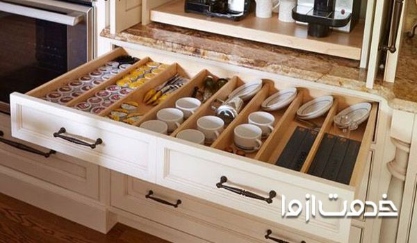 کابینت نگهداری فنجان‌ها